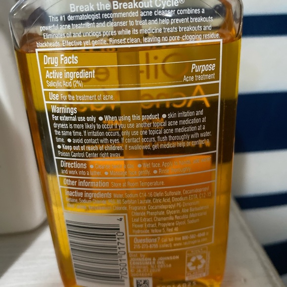 Bundle of facial cleansers - Picture 2 of 9